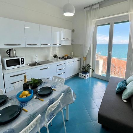 Vista Mare & Ac - Smeraldo Apartment Laigueglia Esterno foto
