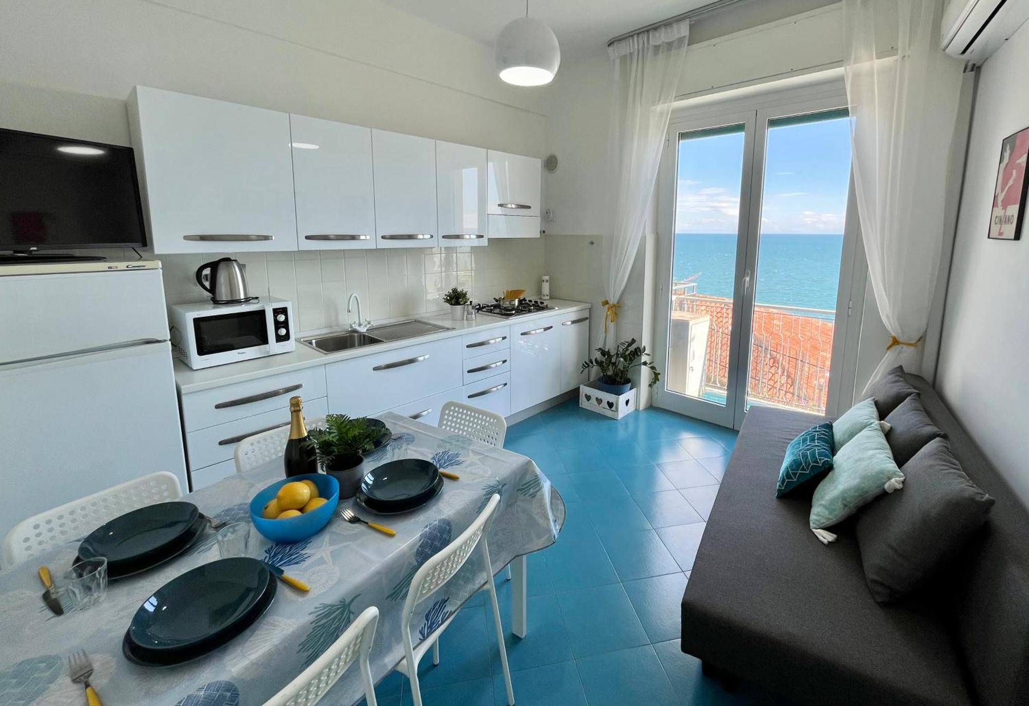 Vista Mare & Ac - Smeraldo Apartment Laigueglia Esterno foto
